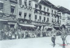 Rynek_154052_Fotopolska-Eu