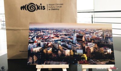 MOKiS przygotował okolicznościową pocztówkę na 766. urodziny Oleśnicy