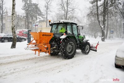 Drogowcy pracują na sto procent: Walka jest nierówna – przyznają