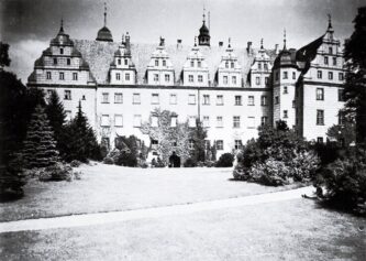 zamek_oleśnicaZamek_Ksiazat_Olesnickich_842013_Fotopolska-Eu-013