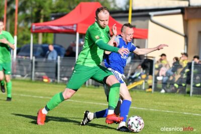 Kolejna demonstracja siły Zenitu, cztery gole Adriana Dąbrowskiego dla Wiwy! Historyczne zwycięstwo „Perełki”