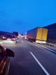 Na S8 kierowcy utworzyli korytarz życia