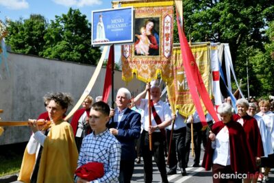 Parafia dziękuje wiernym za udział w procesji i udekorowanie trasy