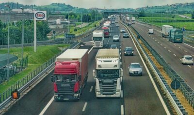 Zaczyna się wyścig: czy bardziej podrożeją auta nowe, czy używane?