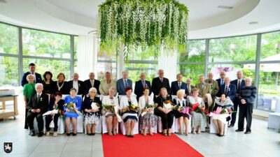 Medale dla par za długoletnie pożycie małżeńskie [ZDJĘCIA]