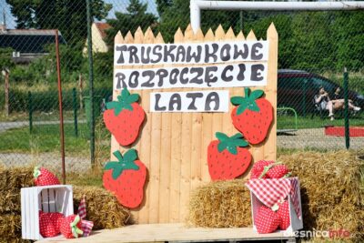 Święto Truskawki w Smolnej. Wieś bawi się na festynie