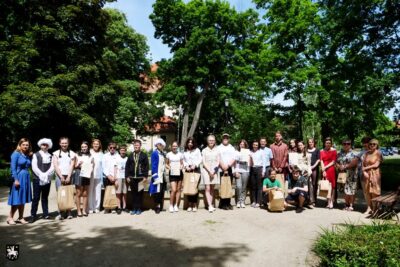 Uczniowie na konkursie wiedzy o regionie