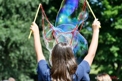 Festiwal Baniek Mydlanych na oleśnickim podzamczu [ZDJĘCIA]