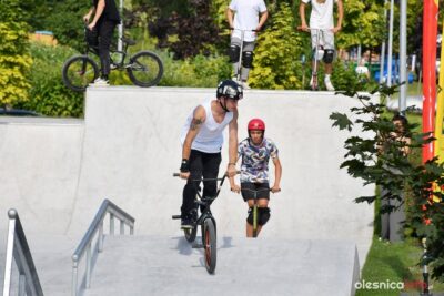 Bezpłatne zajęcia z instruktorem na skateparku w Oleśnicy