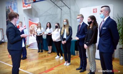 Słowaki dla uczniów i przyjaciół oleśnickiego liceum [LISTA NAZWISK]