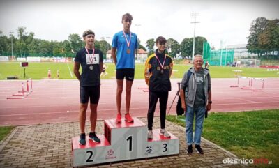 Zawodnicy WKS Oleśniczanki na międzypaństwowym meczu w Jeleniej Górze