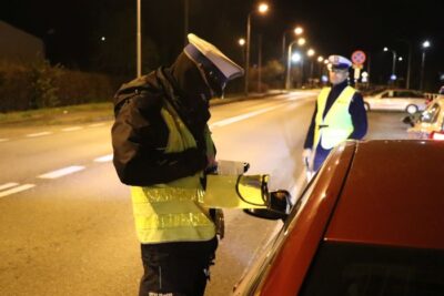 Policjanci drogówki apelowali do kierowców o rozsądek i rozwagę na drogach