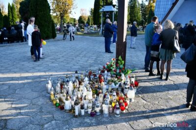 Czasowa organizacja ruchu i nocne otwarcie cmentarzy w Oleśnicy