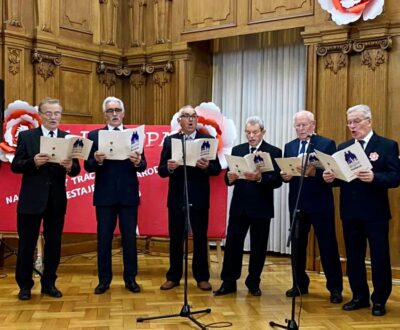 Międzypokoleniowy koncert z okazji święta niepodległości