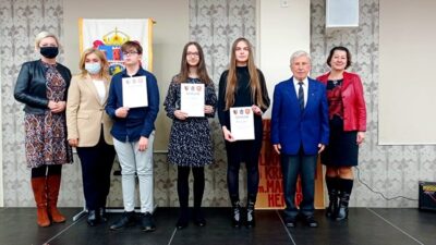 Laureaci Konkursu Recytatorskiego Poezji Lwowskiej i Kresowej