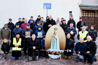 Męski Różaniec kolejny raz przeszedł ulicami Oleśnicy. Wspólnota zaprasza kolejnych mężczyzn