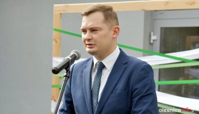 Wójt gminy Dobroszyce Artur Ciosek
