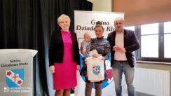 powitanie-dzieci-dziadowa-kloda-12