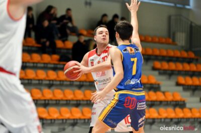 Zwycięstwo Team-Plastu zgodnie z planem. Zespołowa gra znów przyniosła efekt