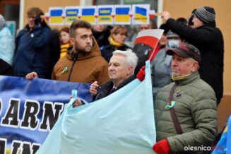 wiec-poparcie-dla-ukrainy-olesnica-34
