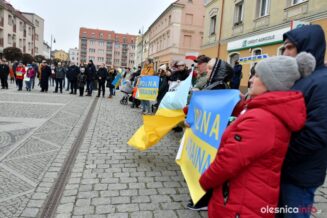 wiec-poparcie-dla-ukrainy-olesnica-38