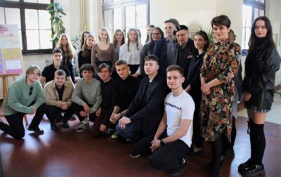 Spotkanie z Powstańcem Warszawskim – lekcja „żywej historii” w I LO w Oleśnicy