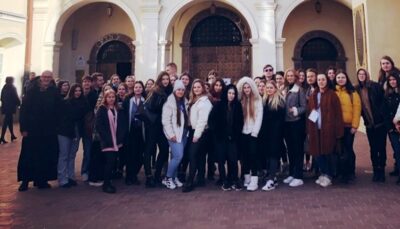 Tegoroczni maturzyści na pielgrzymce na Jasnej Górze