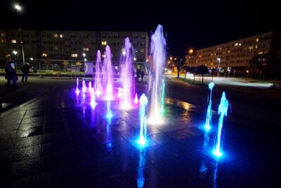 Nowa fontanna w Oleśnicy w wielu odsłonach [ZDJĘCIA]