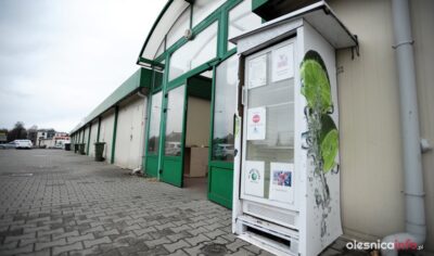 Spór o społeczną lodówkę. Jedna stanęła przy zamku, czy będzie kolejna?