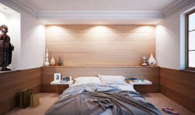 Jak dobrać narzutę na łóżko do sypialni?