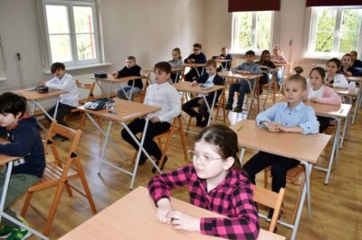 Matematyczne zmagania trzecioklasistów z powiatu oleśnickiego