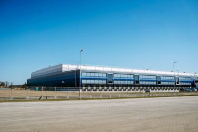 Budowa Centrum Dystrybucyjnego Lidla w Dobroszycach dobiega końca