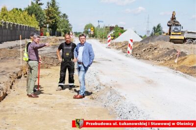 Łukanowska i Stawowa w Oleśnicy, droga i chodnik w Dziadowej Kłodzie. Trwa przebudowa dróg