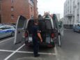 Zatrzymani na gorącym uczynku, gdy próbowali ukraść samochód