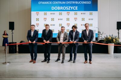 Symboliczne zawieszenie wiechy na Centrum Dystrybucyjnym Lidla w Dobroszycach [ZDJĘCIA]