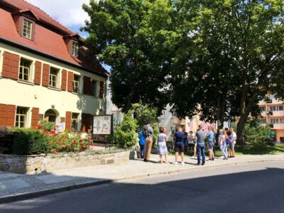 Ruszają zapisy na wrześniowe spacery po Oleśnicy z przewodniczką