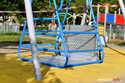 Krytyka i dyskusja wokół huśtawki dla niepełnosprawnych dzieci