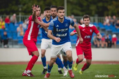 Hałwa przypomina o sobie fanom Pogoni, Zenit bez wpadki. Wiwa lideruje w A-klasie