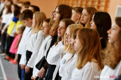 Rozpoczęcie roku szkolnego w Szkole Podstawowej nr 2 w Oleśnicy [ZDJĘCIA]