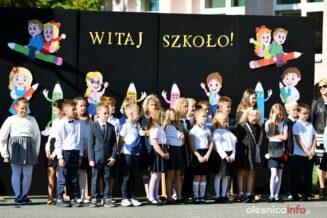 rozpoczecie-roku-szkolnego-sp6-olesnica021