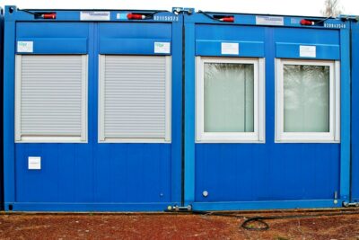 Problemy z kupnem kontenerów dla uchodźców
