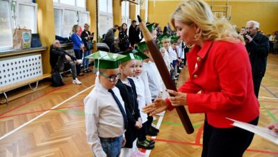 Pasowanie na ucznia w oleśnickiej szóstce [ZDJĘCIA, WIDEO]