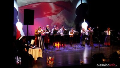Patriotyczny koncert w Miejskim Ośrodku Kultury i Sztuki w Oleśnicy