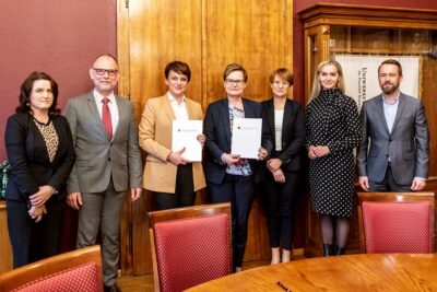 I LO podpisało umowę partnerską z Uniwersytetem Medycznym
