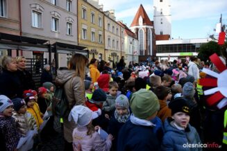 przedszkolaki-spiewaja-hymn-olesnicaDSC_5686-019