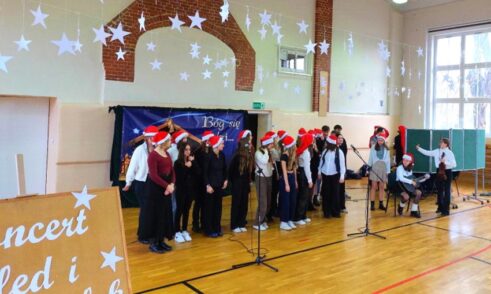 II-LO_Oleśnica321755045_1877283065997425_3197987302162506534_n