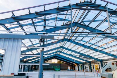 Konstrukcje stalowe od projektu po wykonawstwo i montaż
