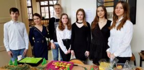 jarmark-I-LO-Oleśnica321329565_1189166791682157_553047378709653230_n