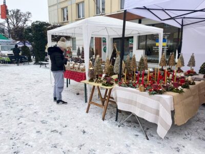 Trwa świąteczny Jarmark Wspaniałości na oleśnickim Rynku