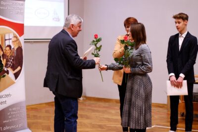 Wykład prof. Wojciecha Mrozowicza dla oleśnickich licealistów